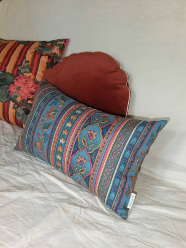 housse de coussin Marie 30x50cm - lin motifs indiens