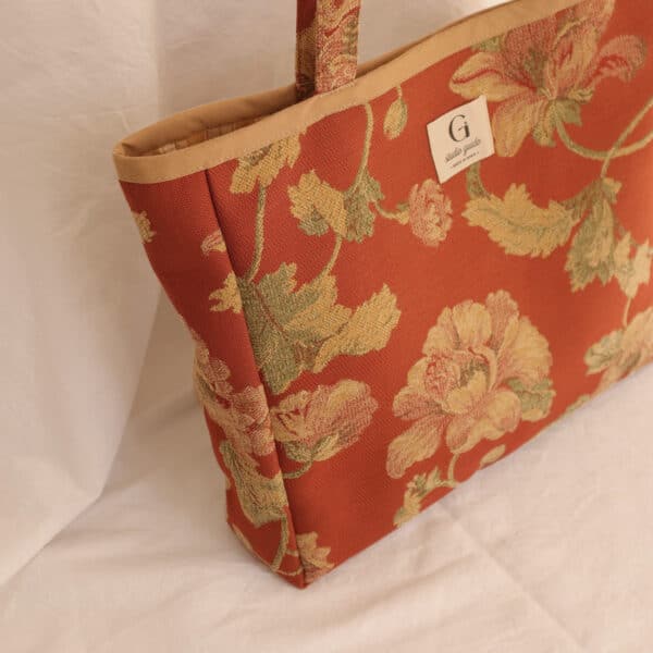 Sac cabas artisanal Carmen - tapisserie terracotta à motif floral – Image 2