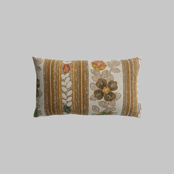 coussin fleurs lignes ocre funda de cojin flores lineas ocre